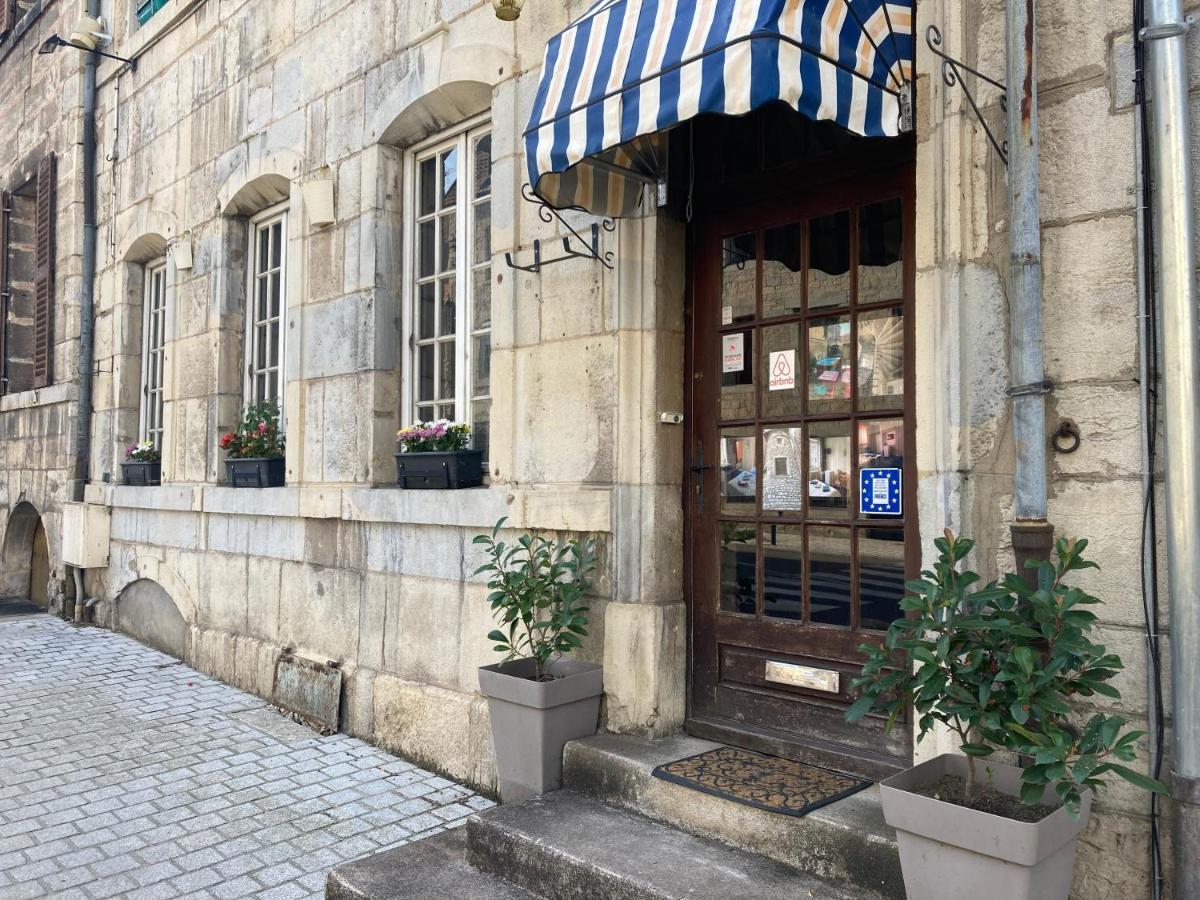 Ancien Hotel Plein De Charme โบม-เลส์-ดามส์ ภายนอก รูปภาพ